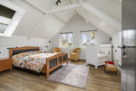 Woonboerderij met kantoor, schuur en uniek voedselbos