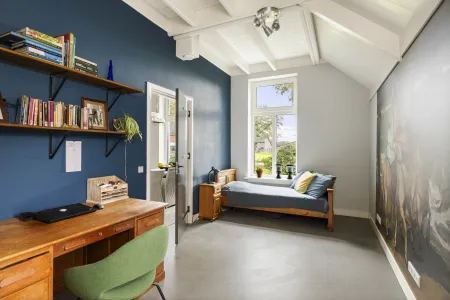 Woonboerderij met kantoor, schuur en uniek voedselbos